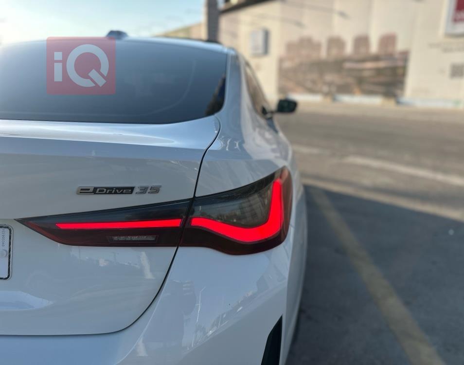 بي ام دبليو i4